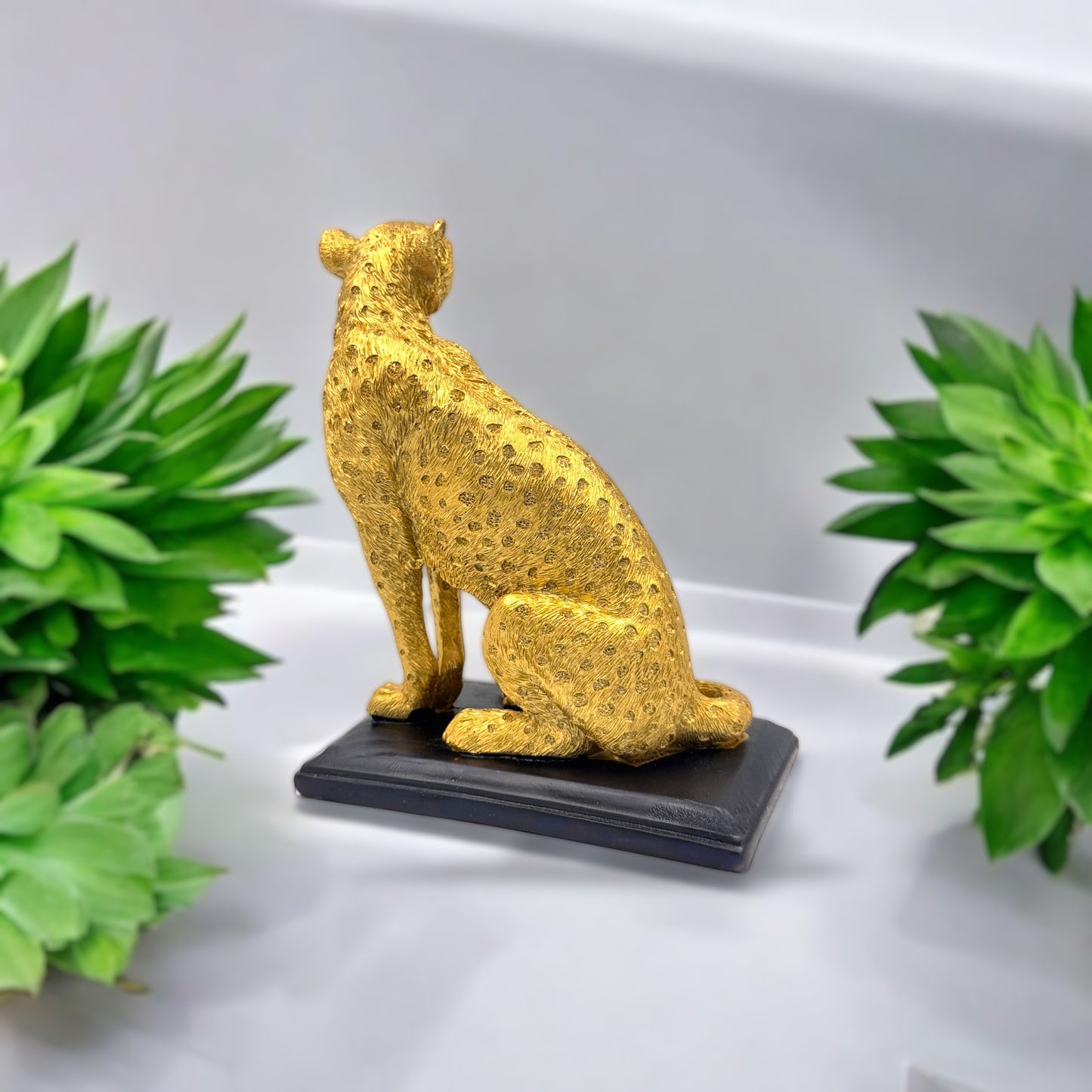 Cheetah Statue
