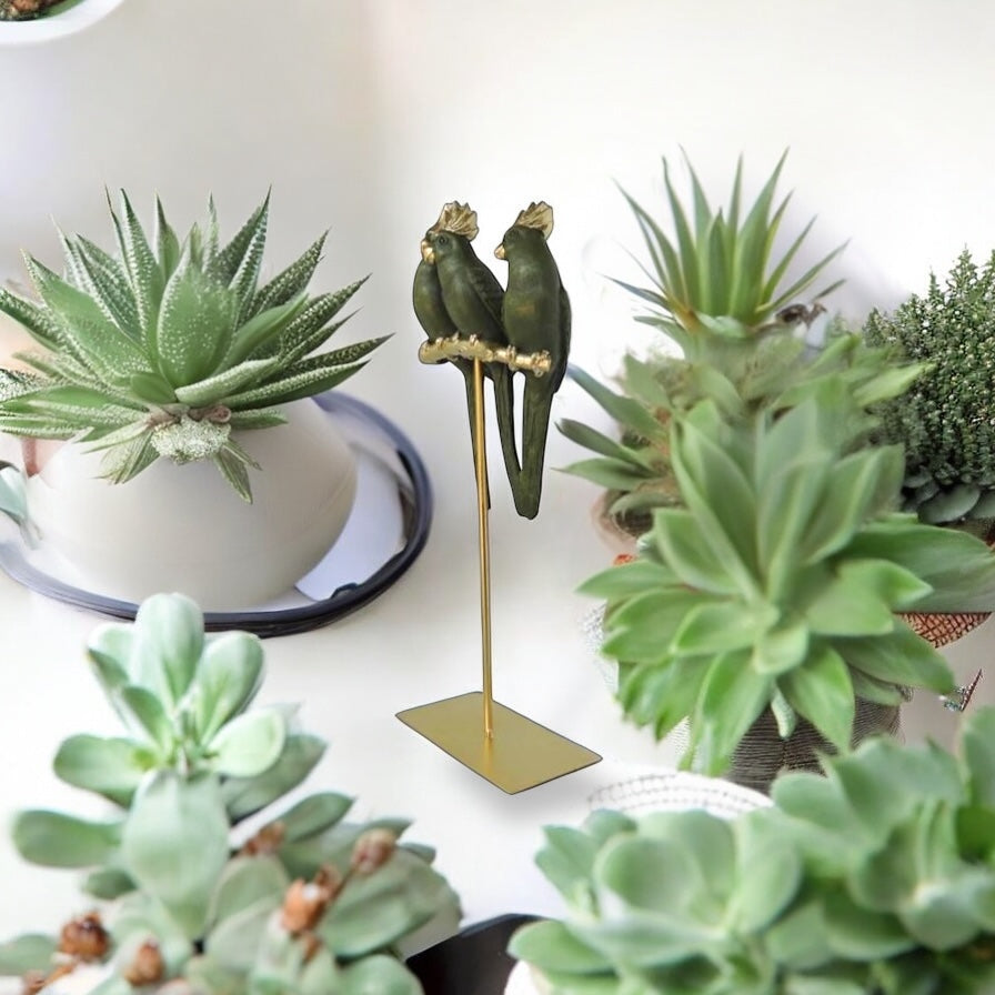 Parrots on Stand Showpiece