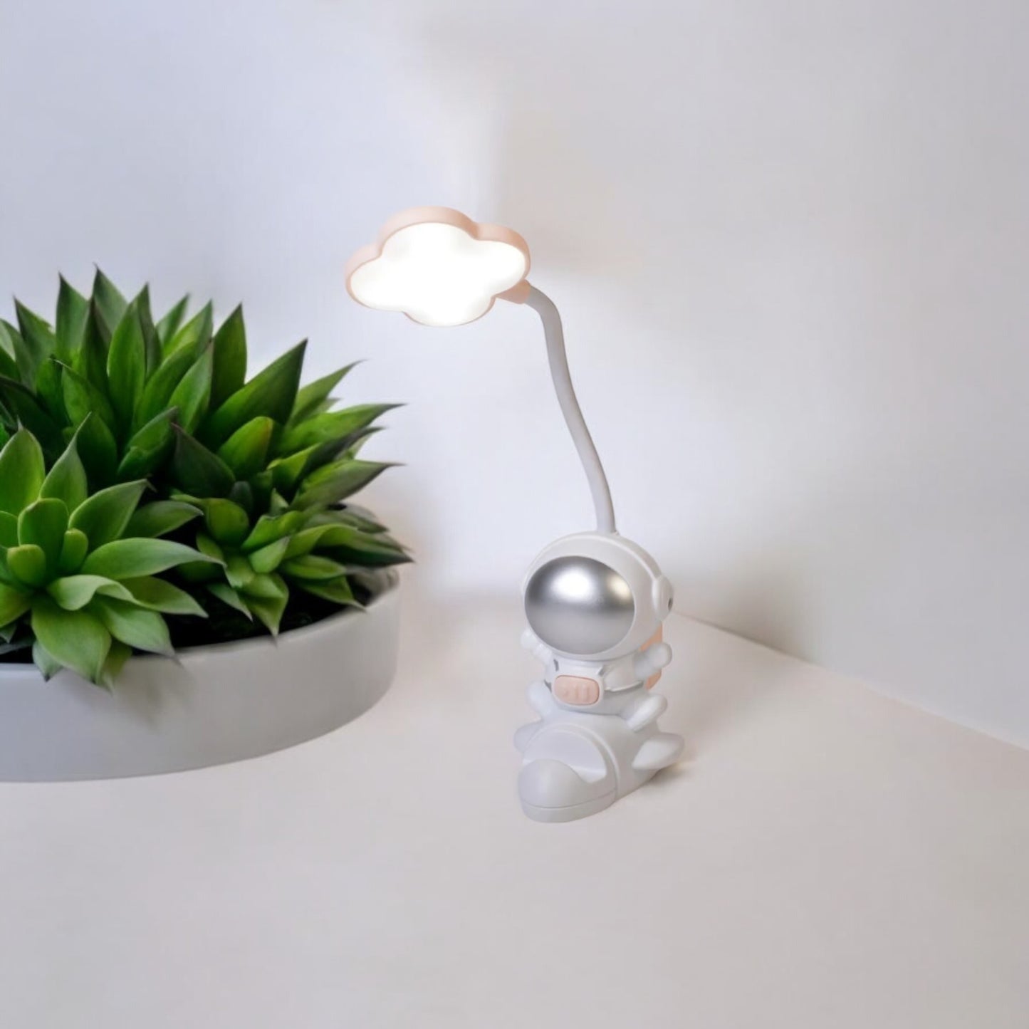 Astronaut Spaceship Night Lamp