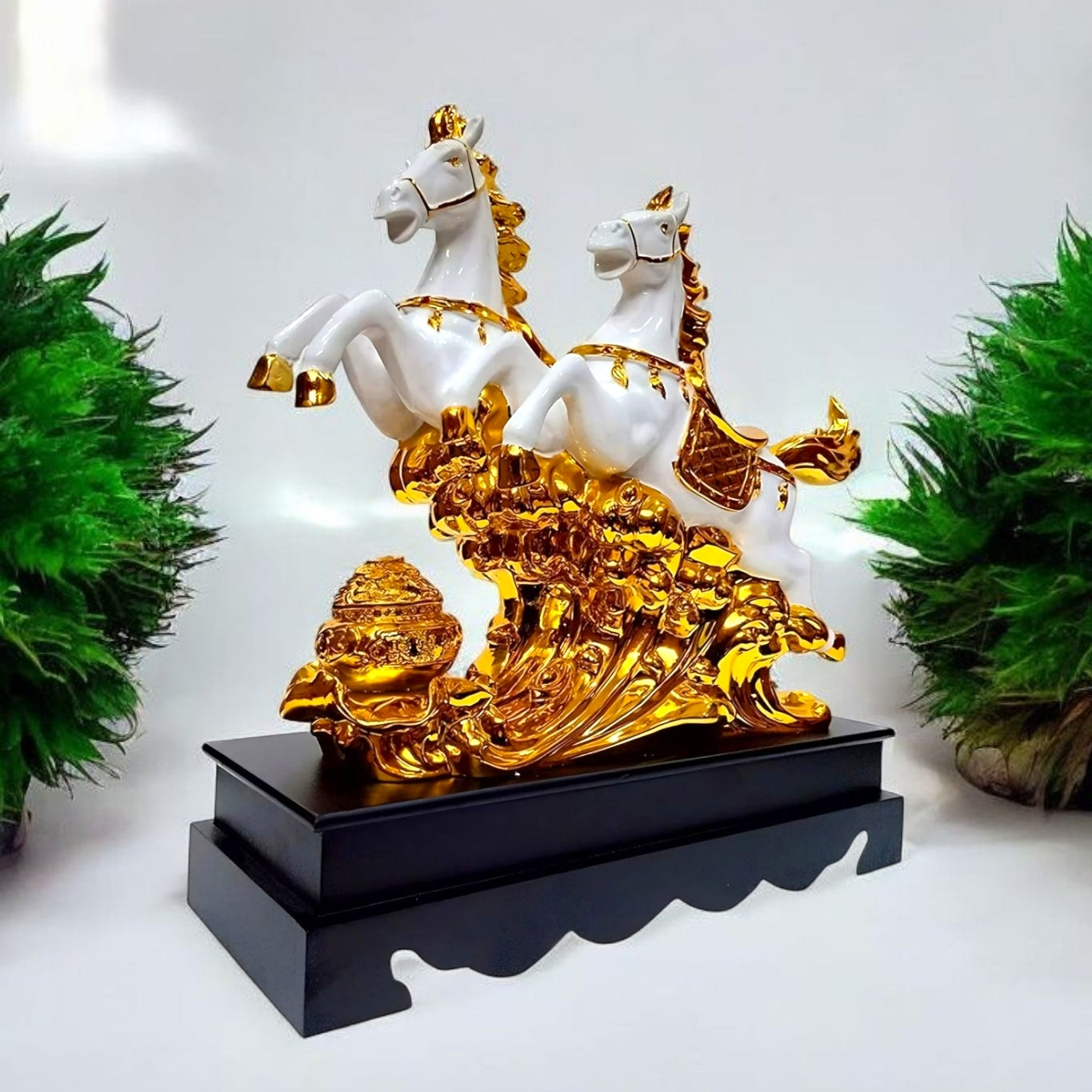 Majestic Twin Horses Decorative Figurine