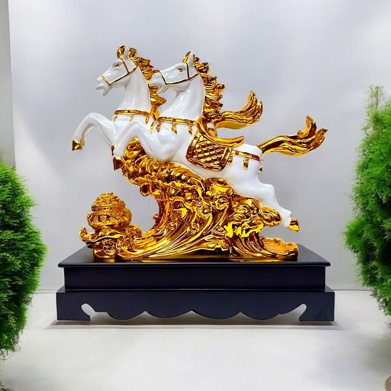 Majestic Twin Horses Decorative Figurine