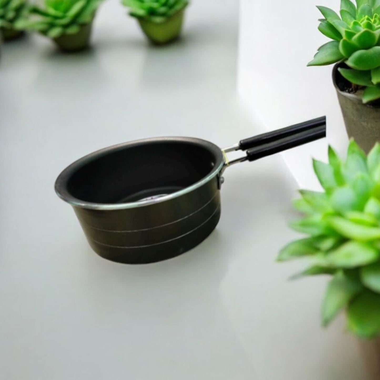Non-Stick Saucepan with Easy Grip Handle