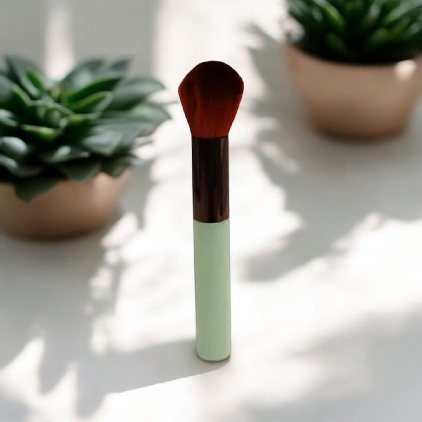Soft Bristle Makeup Brush for Blending