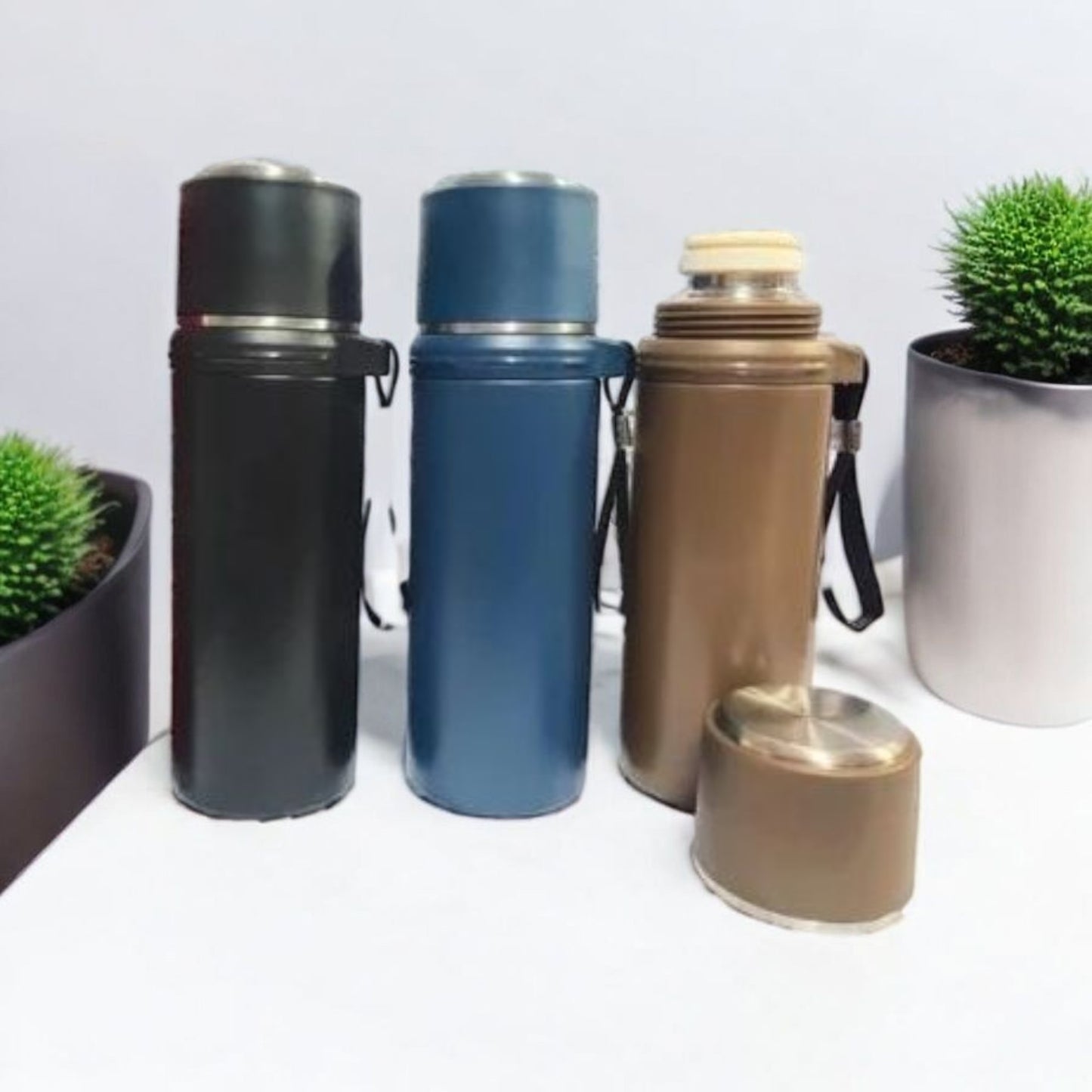 Premium Vacuum Bottle with Cup Lid 500ml