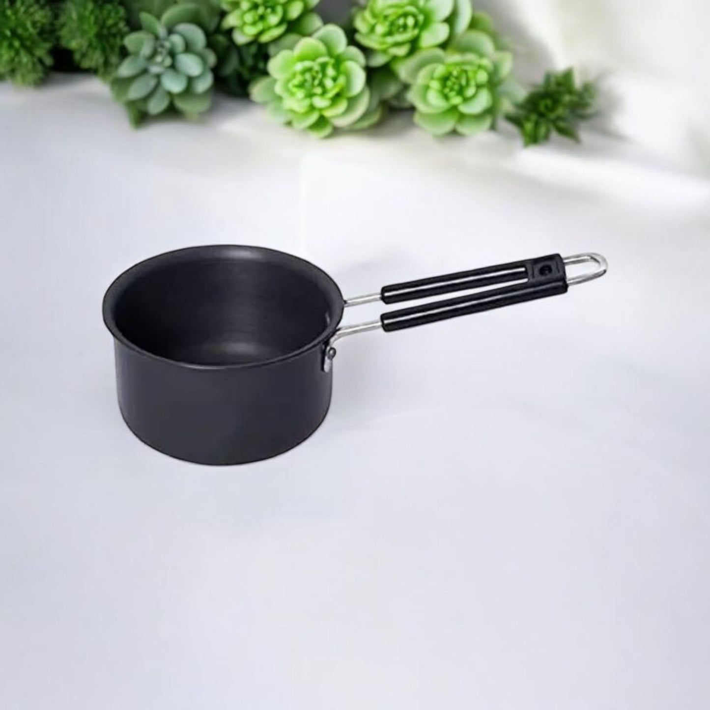 Non-Stick Saucepan with Foldable Handle