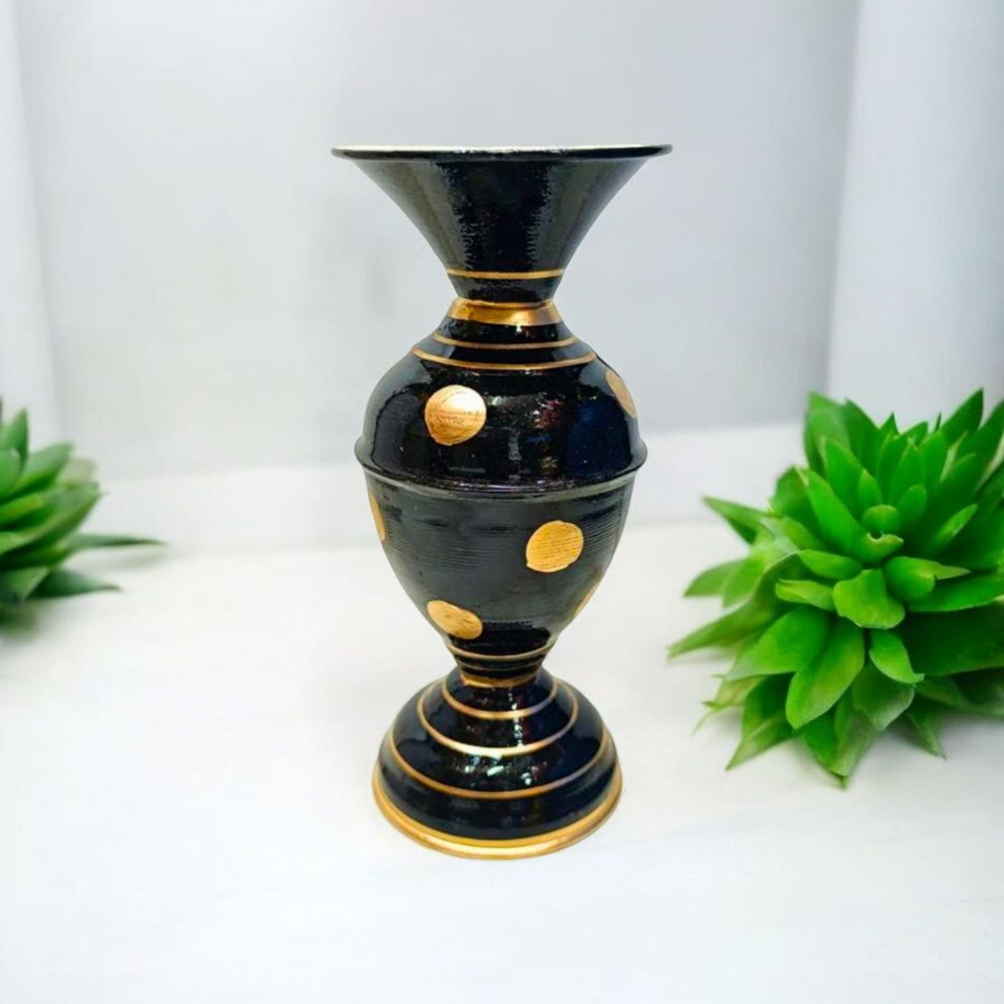 Elegant Black and Gold Decorative Vase