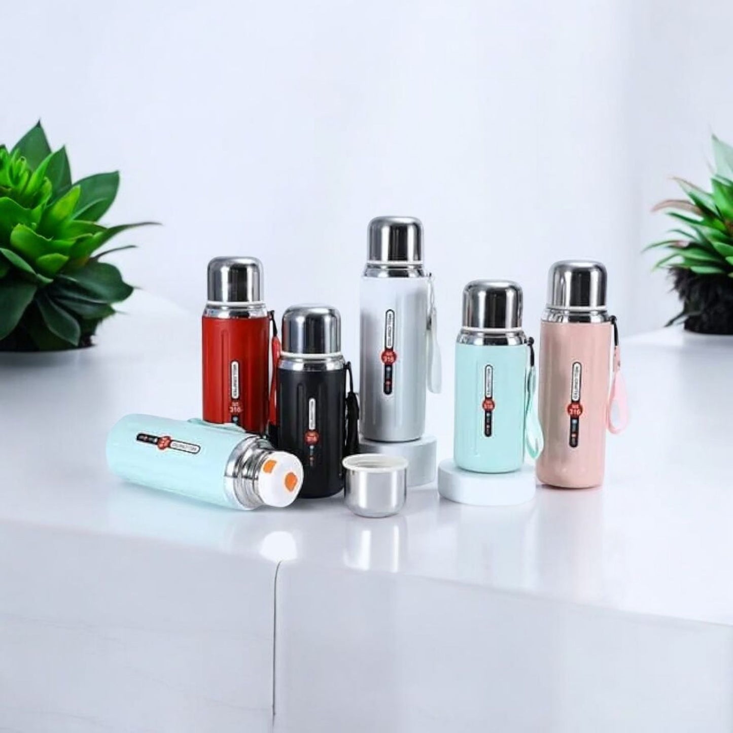 Vacuum Water Bottle with Cup Lid 800ml
