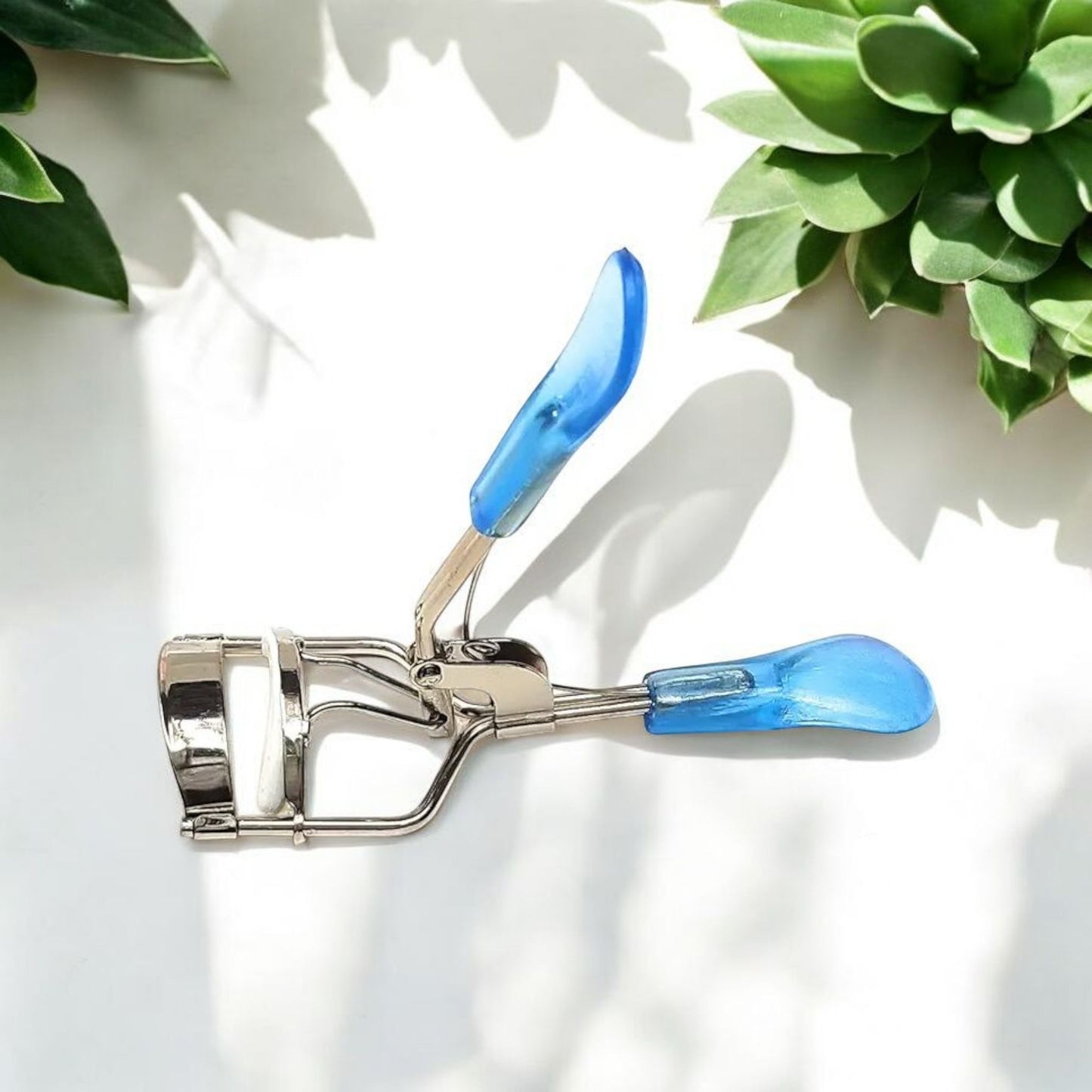 Classic Eyelash Curler with Soft Grip