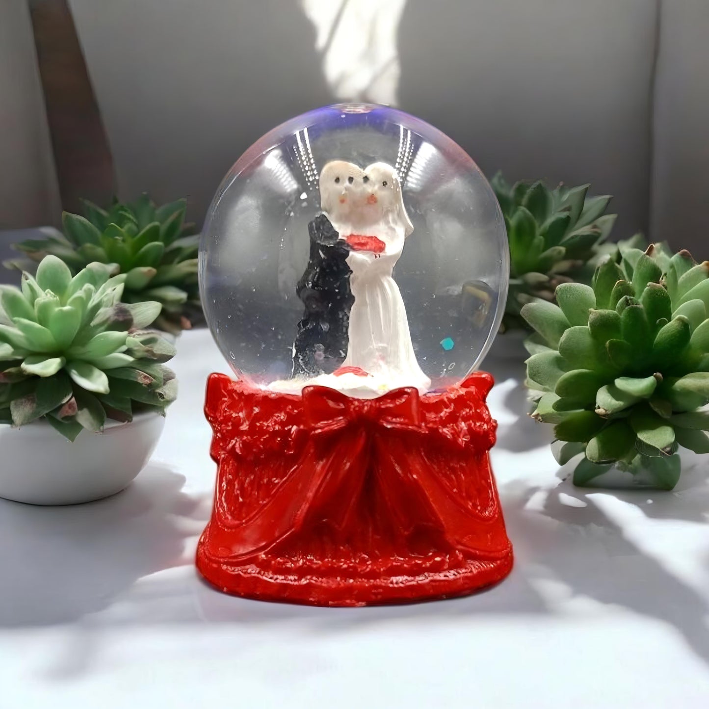 Romantic Owl Couple Snow Globe