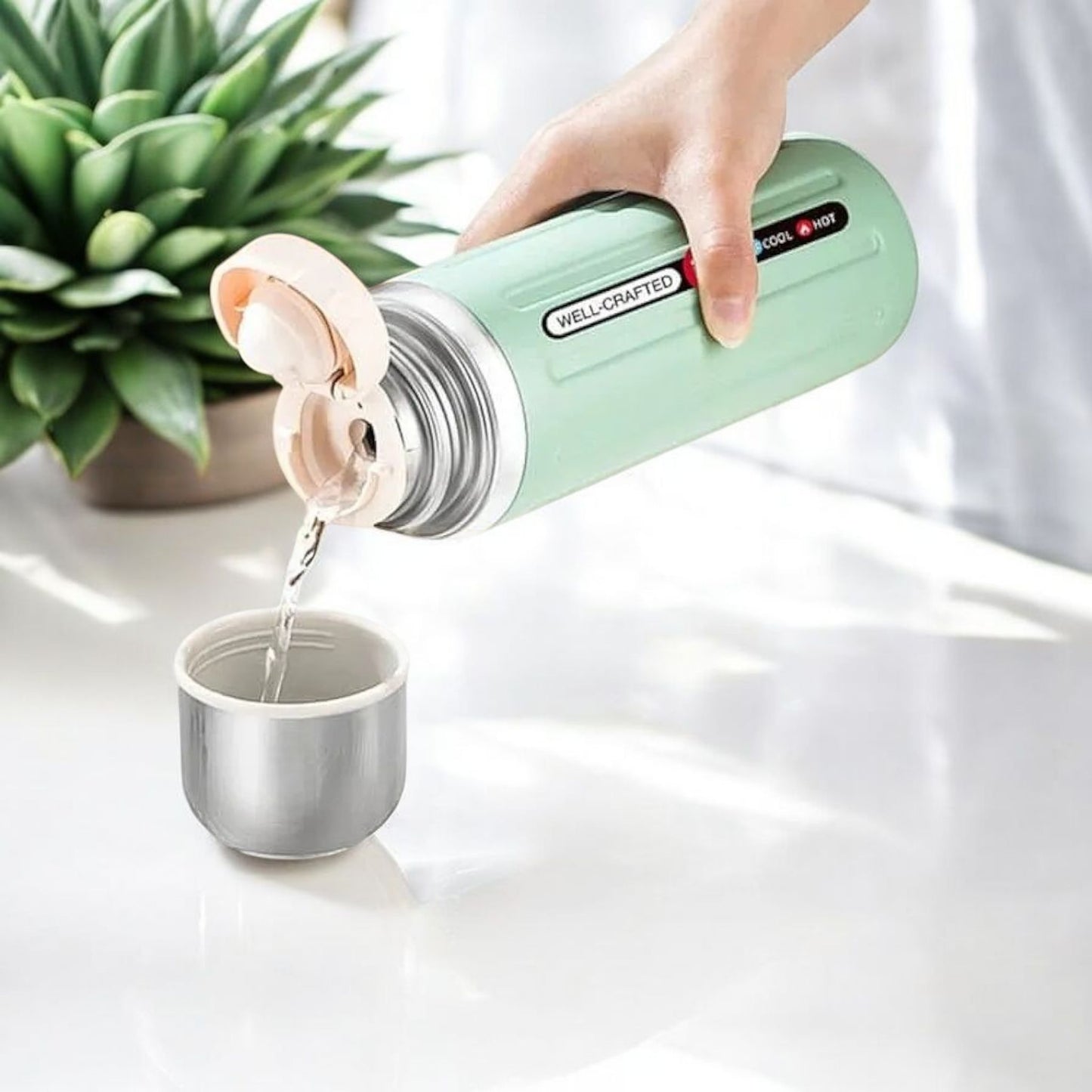 Vacuum Water Bottle with Cup Lid 800ml