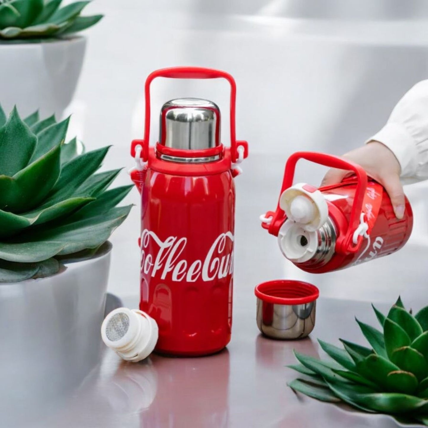 Water Bottle with Handle Lid 800ml