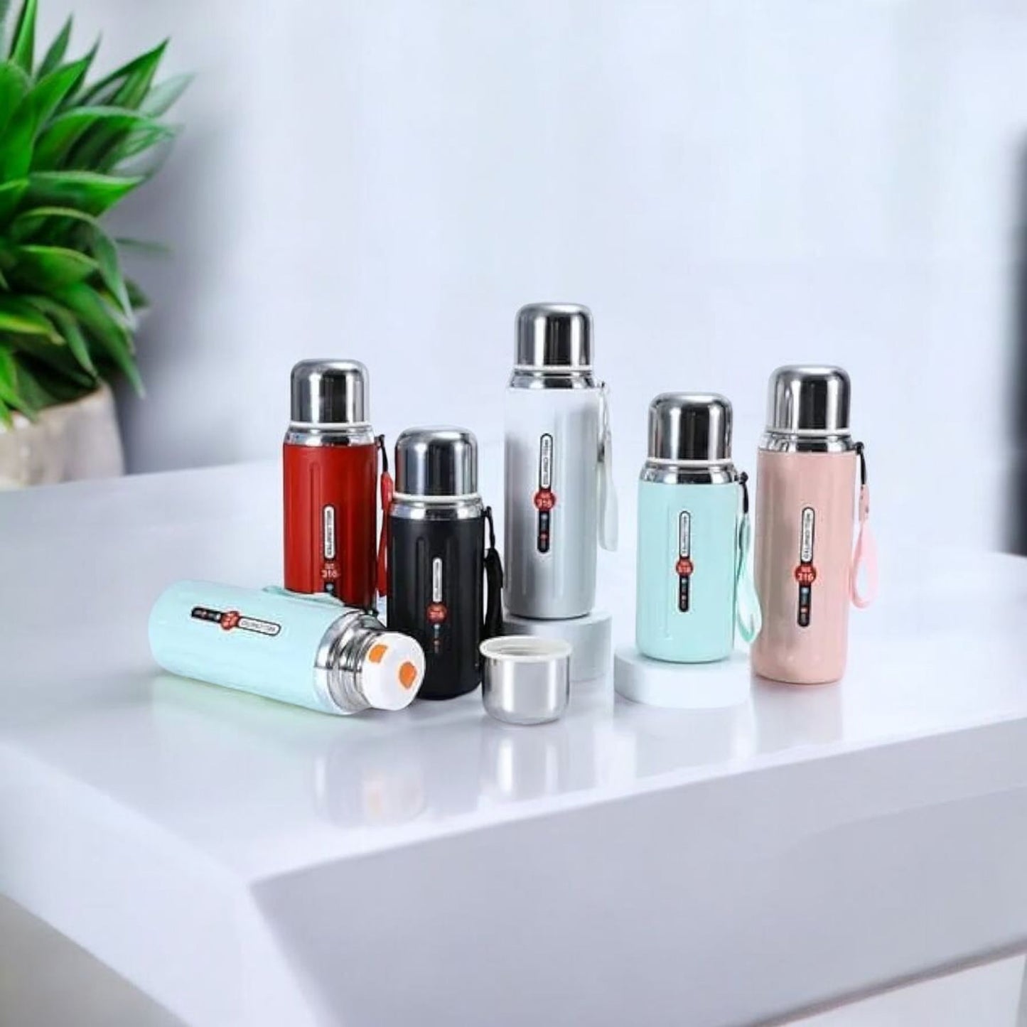 Vacuum Water Bottle with Cup Lid 800ml
