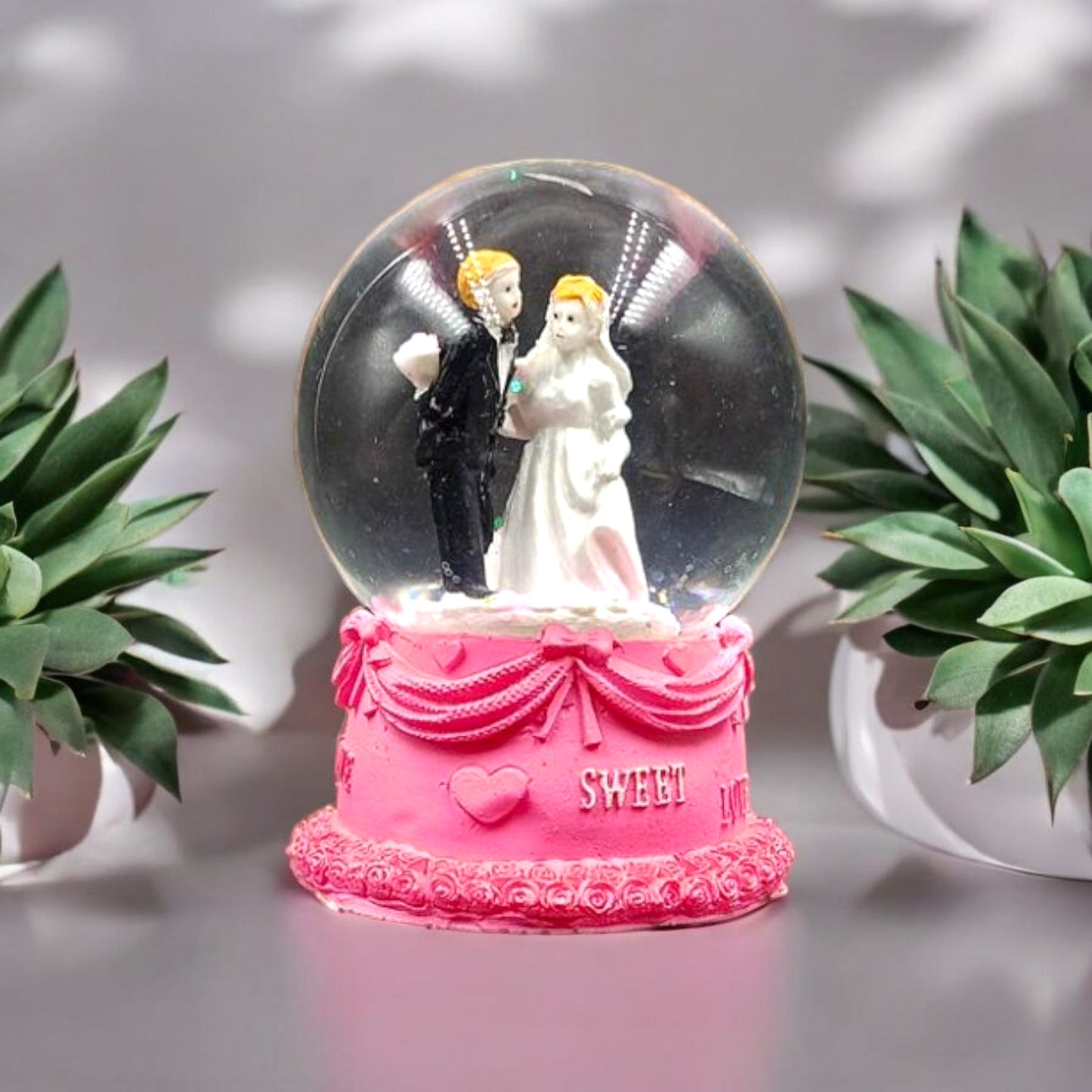 Romantic Owl Couple Snow Globe