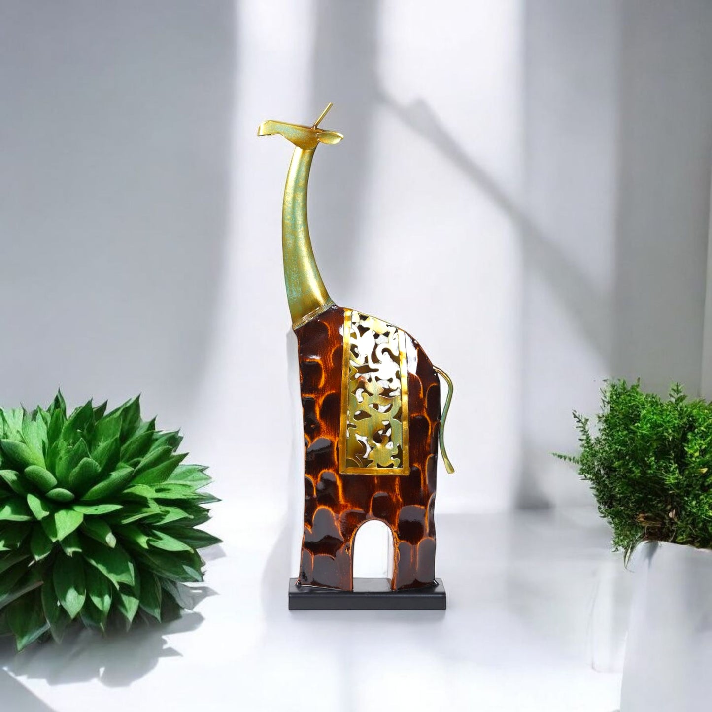 Giraffe Decorative Figurine