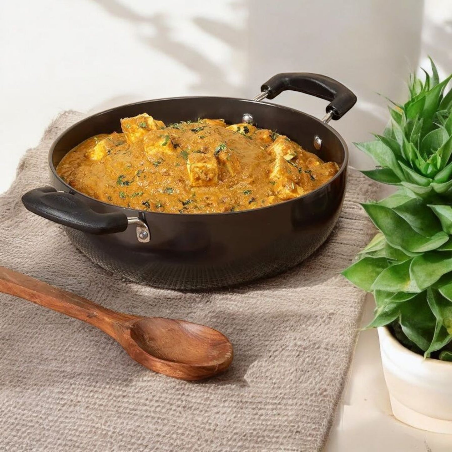 Non-Stick Cooking Pot