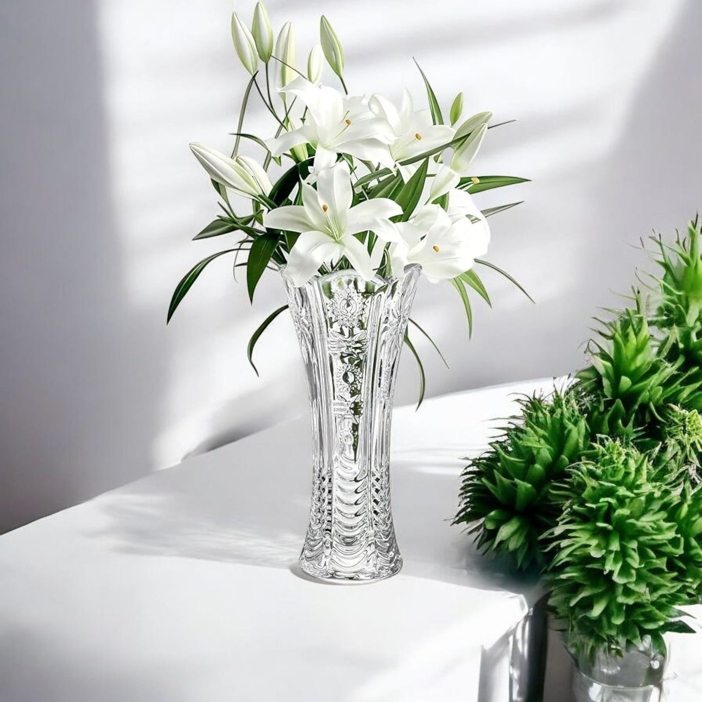 Elegant Glass Floral Vase