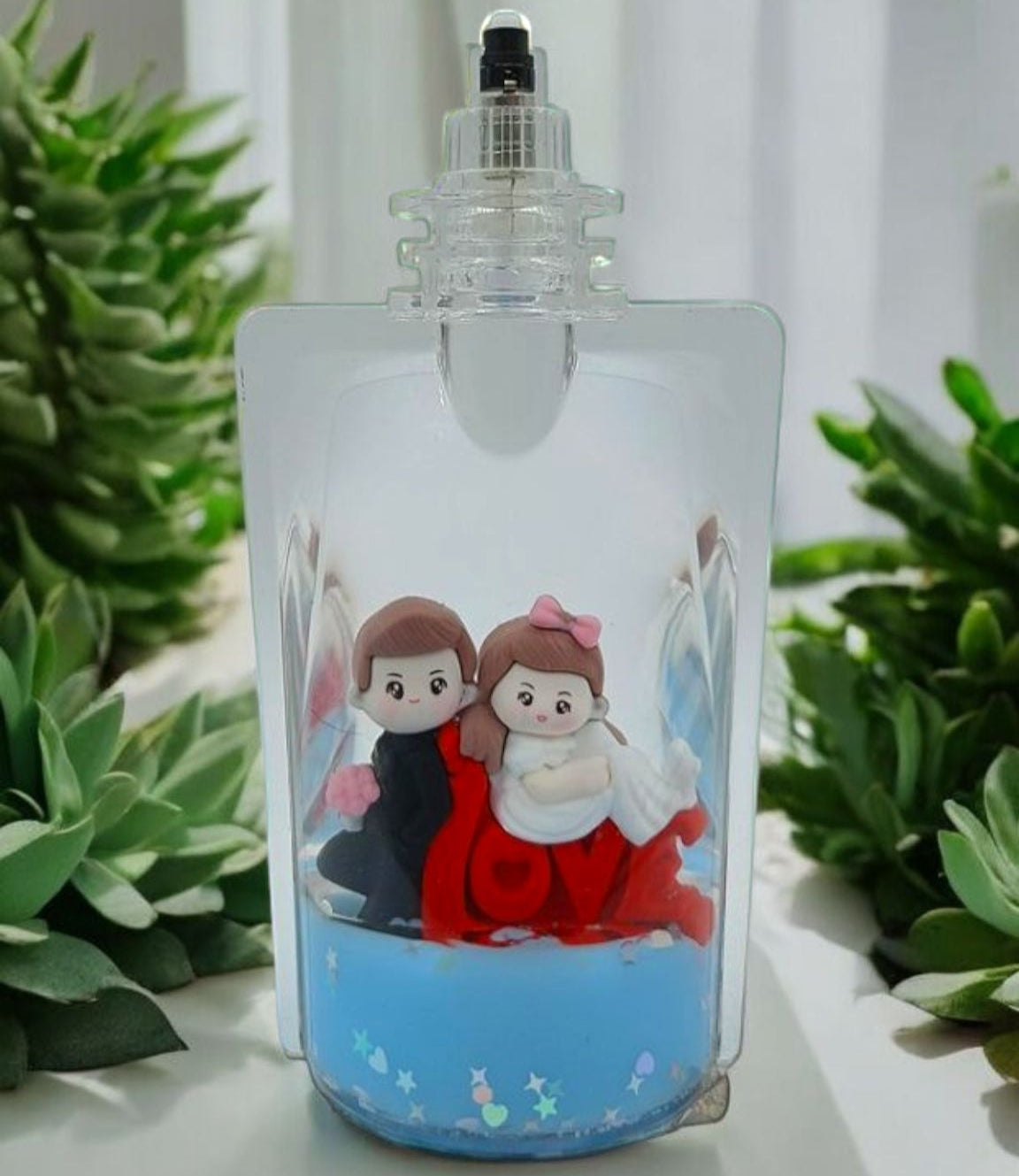 Cute Couple Spray Bottle Paper Weight