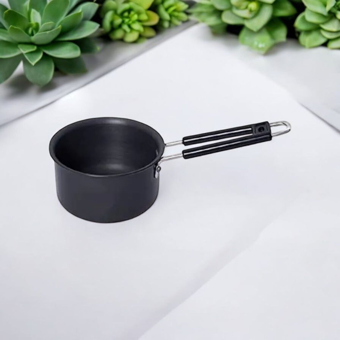 Non-Stick Saucepan with Foldable Handle