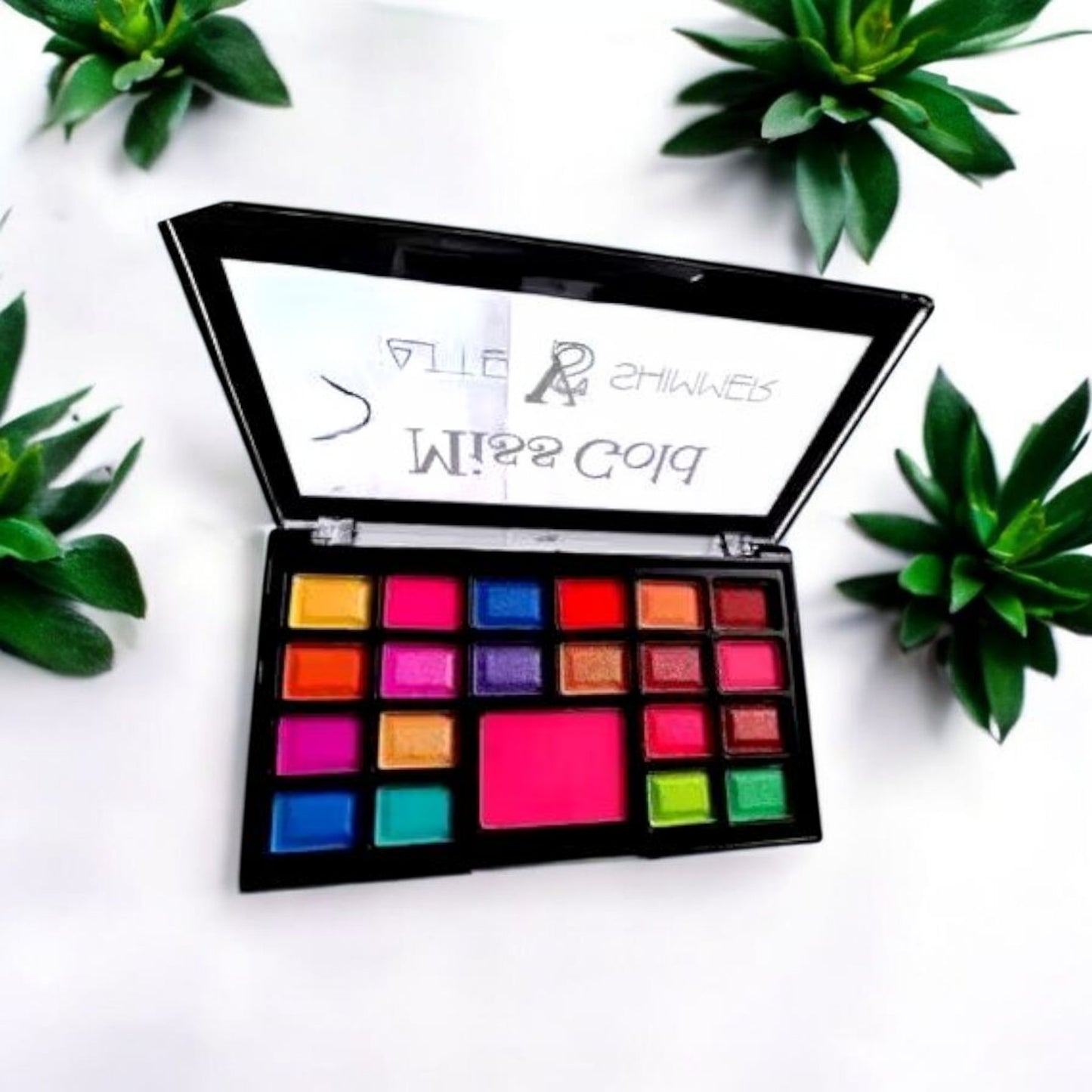 Vibrant Colors Eyeshadow Makeup Palette