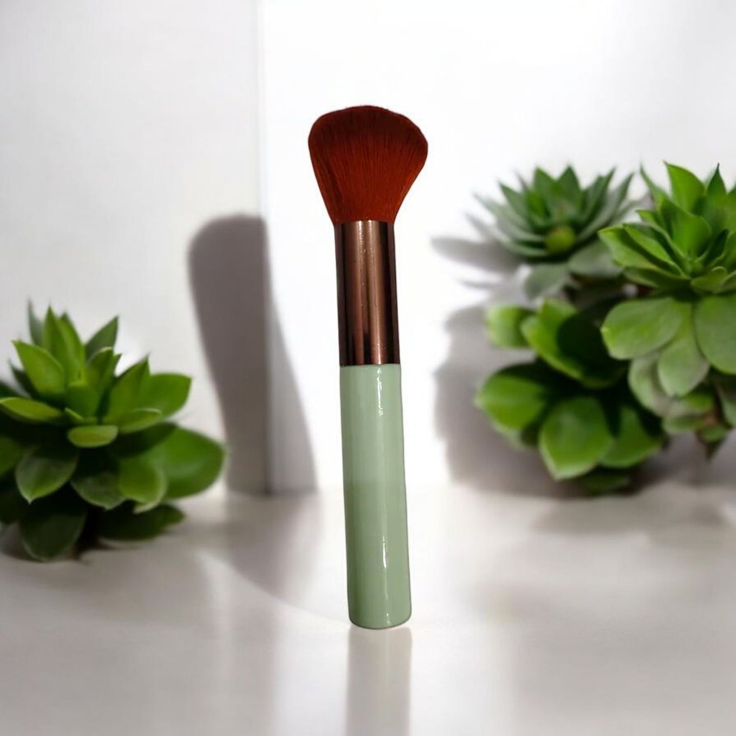 Soft Bristle Makeup Brush for Blending
