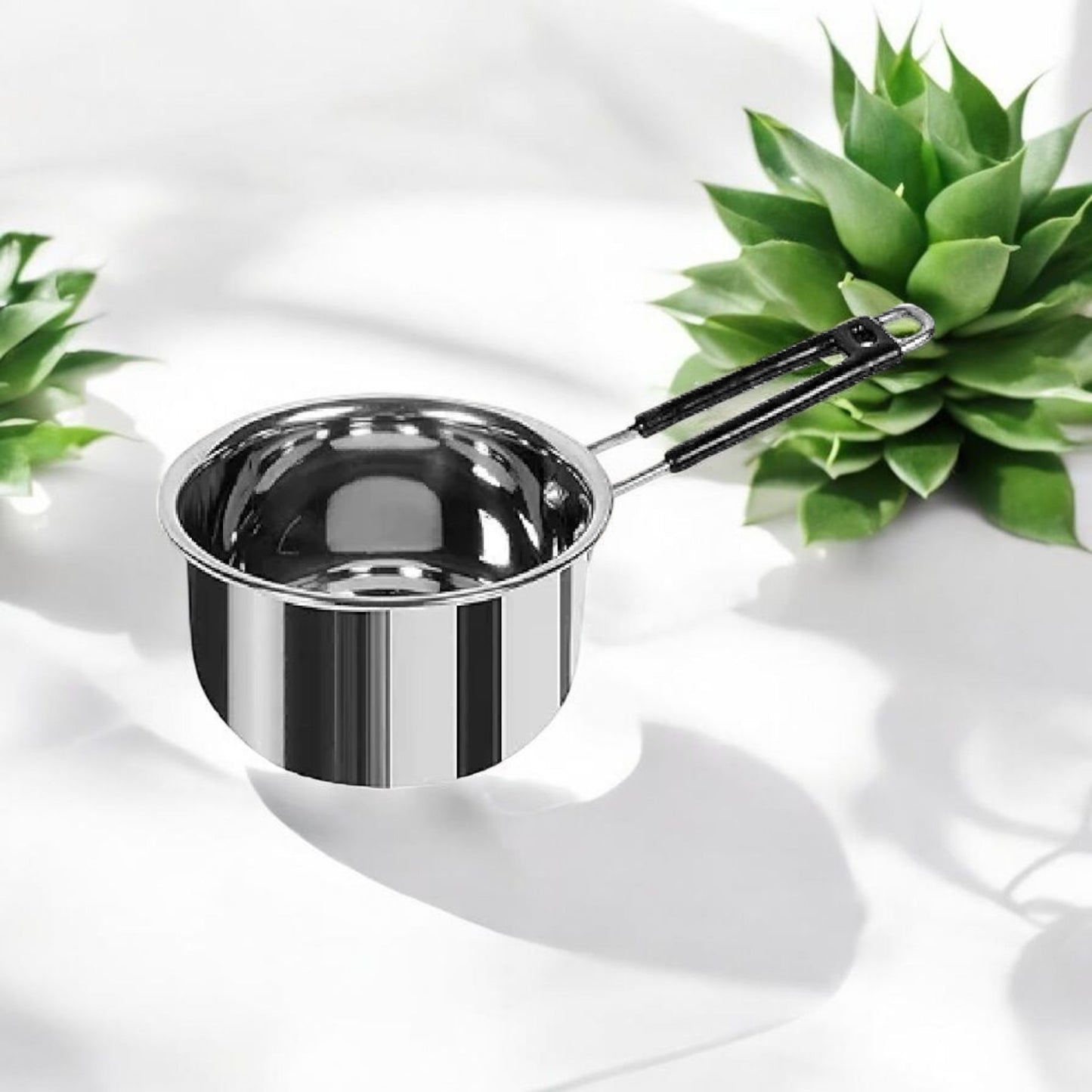 Stainless Steel Saucepan with Handle