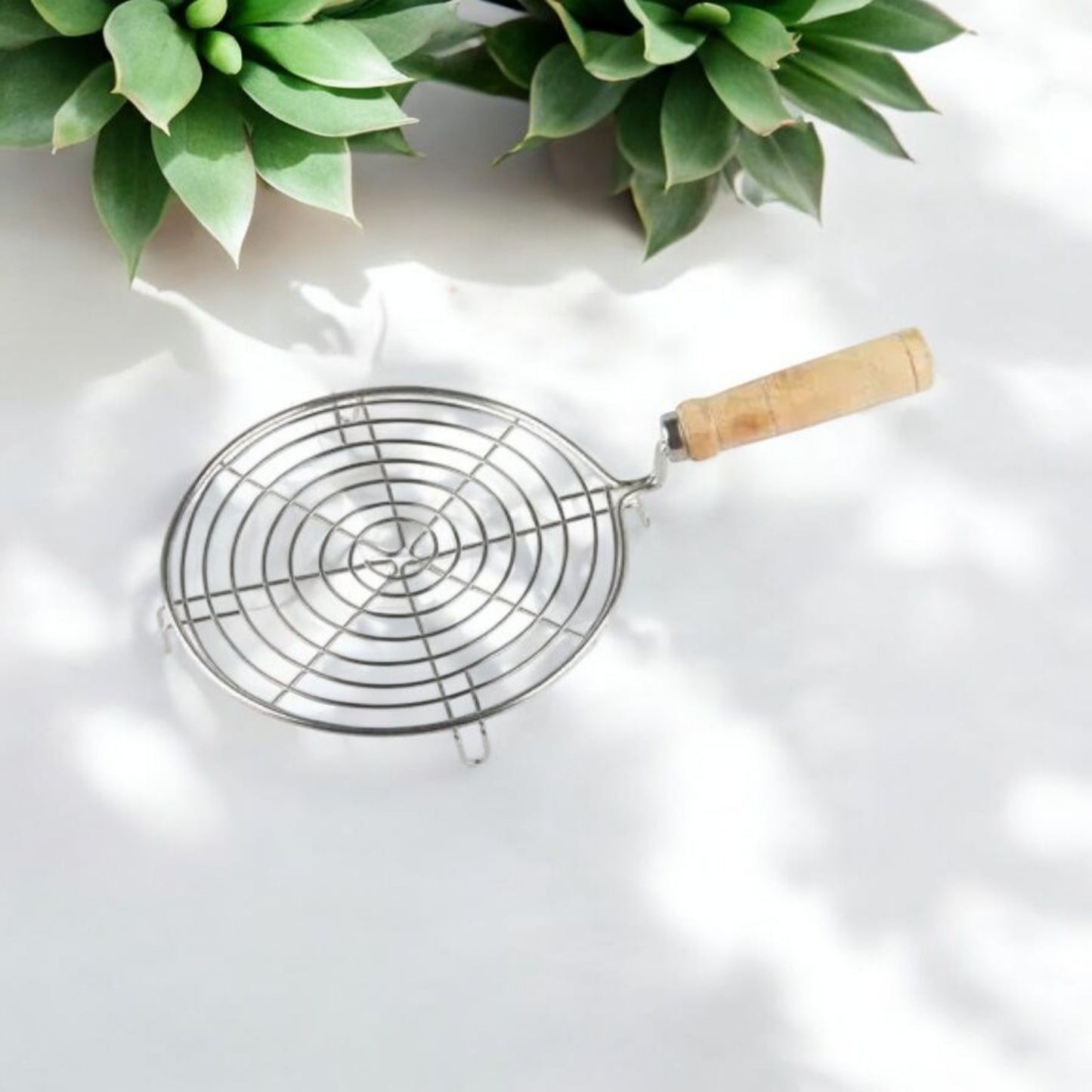 Wire Roti Grill Rack with Wooden Handle