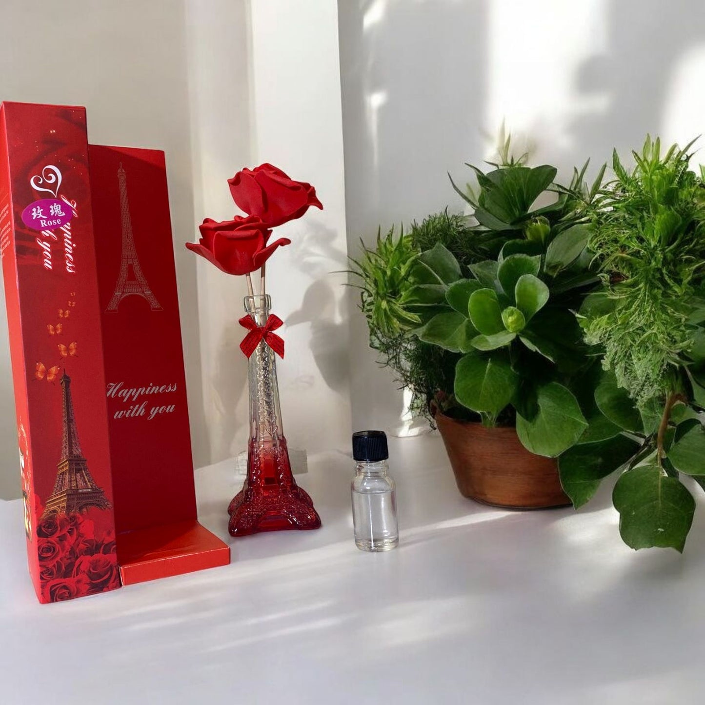 Rose Aroma Diffuser Set Eiffel Tower Design