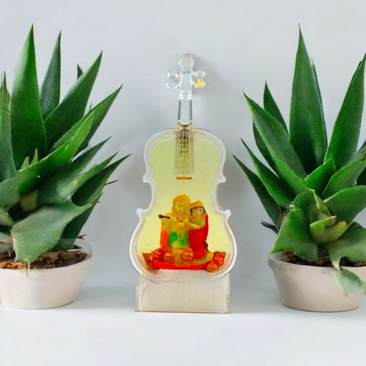 Couple Paper Weight in Violin