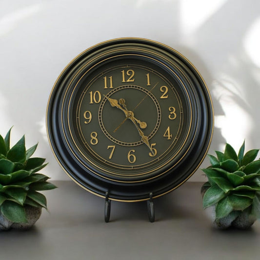 Vintage Wall Clock Decor