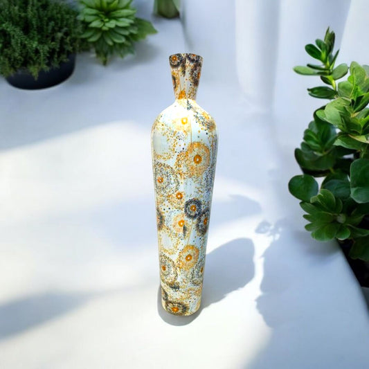 Elegant Floral Design Decorative Vase
